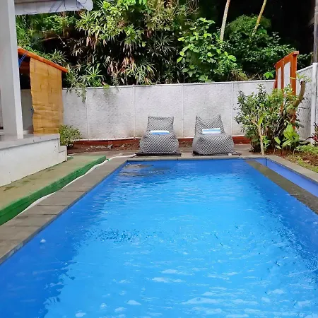 White Creative Villa Campuhan